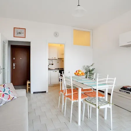 Apartman Apt With Balcony & Lake View! Bellano