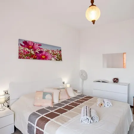 Apartman Apt With Balcony & Lake View!