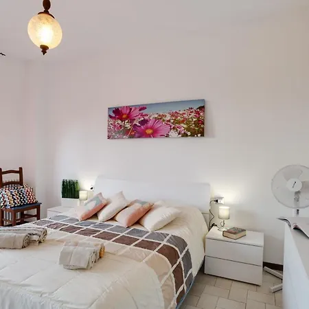 Apartman Apt With Balcony & Lake View!